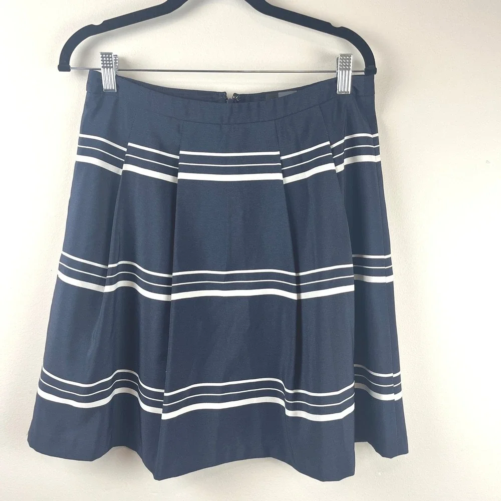 2/$30 The Limited Navy Blue Striped Pleated A-Line Skirt Medium